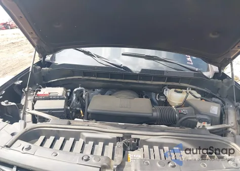 2019 Chevrolet Silverado 1500 Rst z USA, uszkodzony, nr VIN 3GCUYEED1KG110055